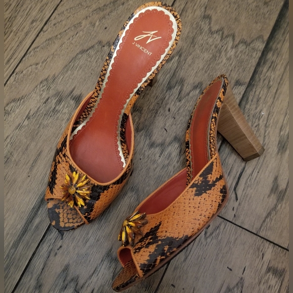 J Vincent Snake Skin Mules Size 6.5 - Picture 5 of 12